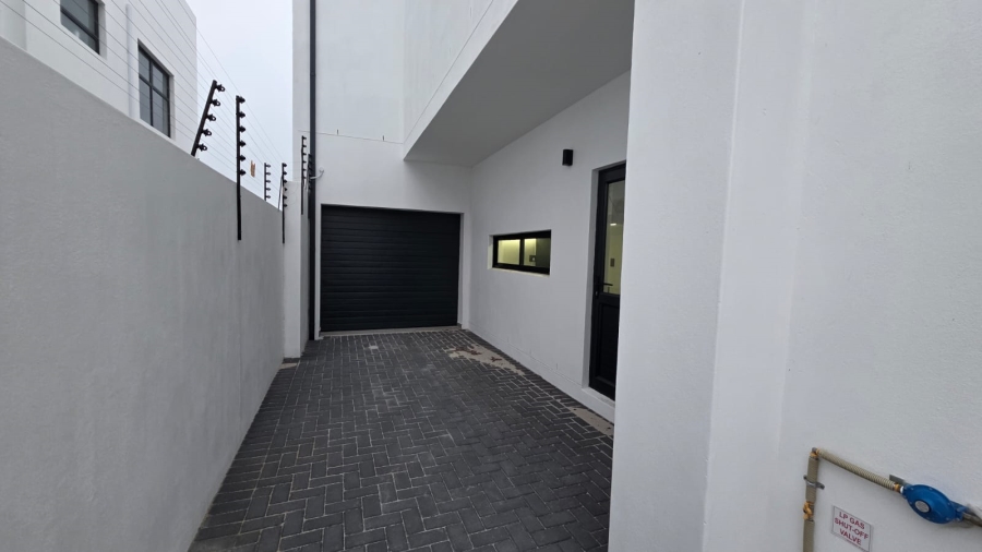4 Bedroom Property for Sale in Sandown Western Cape